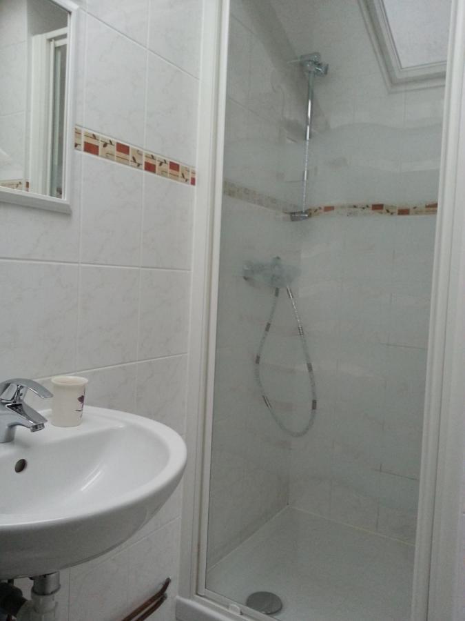 Appartement En Location Touristique Pour 4 Personnes Docelles 외부 사진