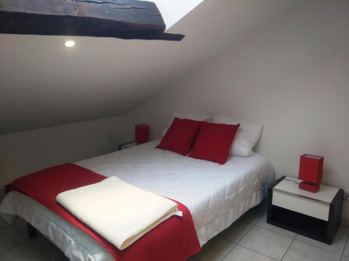 Appartement En Location Touristique Pour 4 Personnes Docelles 외부 사진